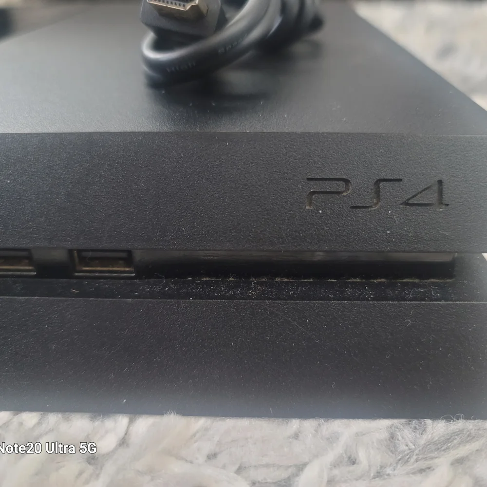Sony PlayStation 4 Console Bundle - Black